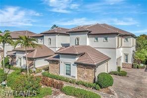 IRONSTONE - Residential Lease