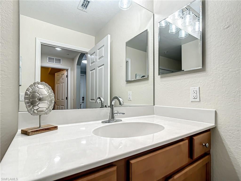 TREVI - Residential Lease