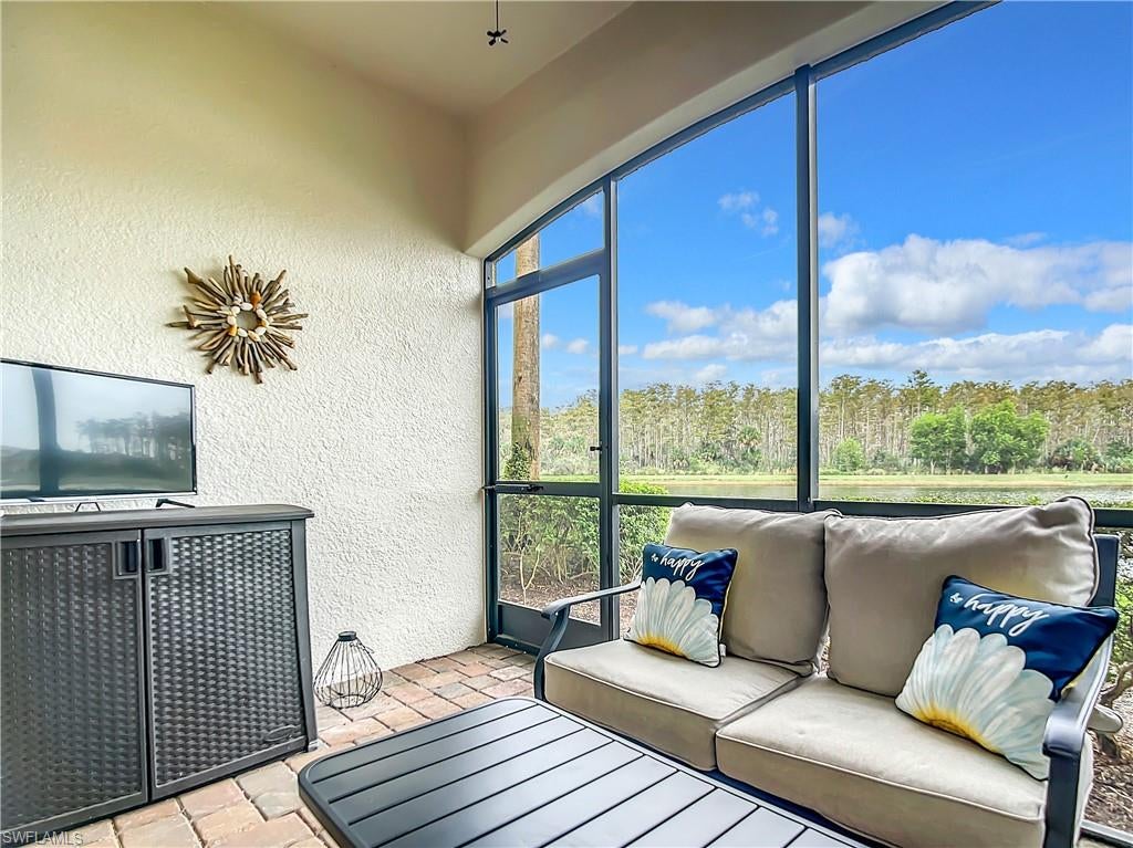 TREVI - Residential Lease