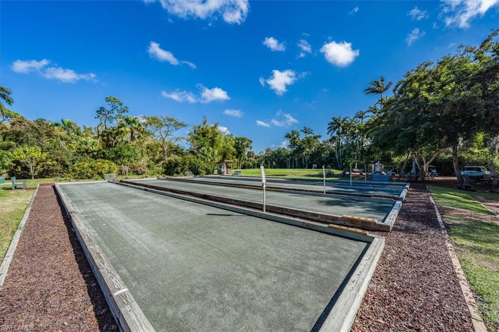WILDERNESS COUNTRY CLUB - Residential