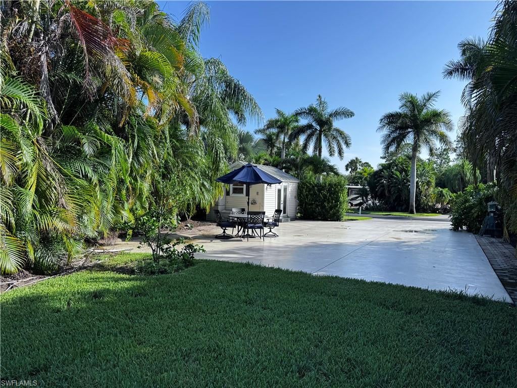 RIVERBEND MOTORCOACH RESORT - Land