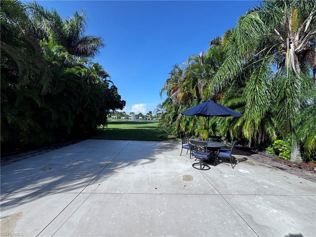 RIVERBEND MOTORCOACH RESORT - Land