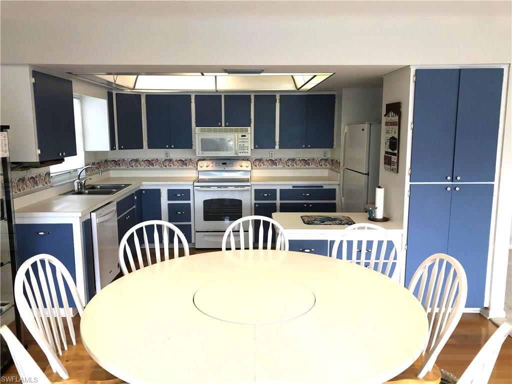 CAPTAINS COVE - Residential