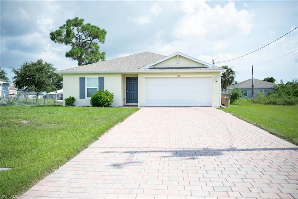 CAPE CORAL - Residential Lease