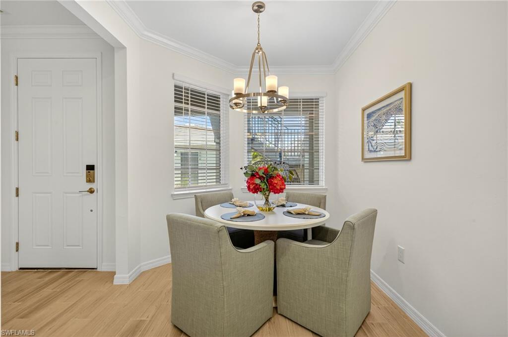ESPLANADE LAKE CLUB - Residential