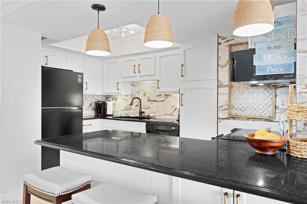 NAPLES CONTINENTAL - Residential Lease