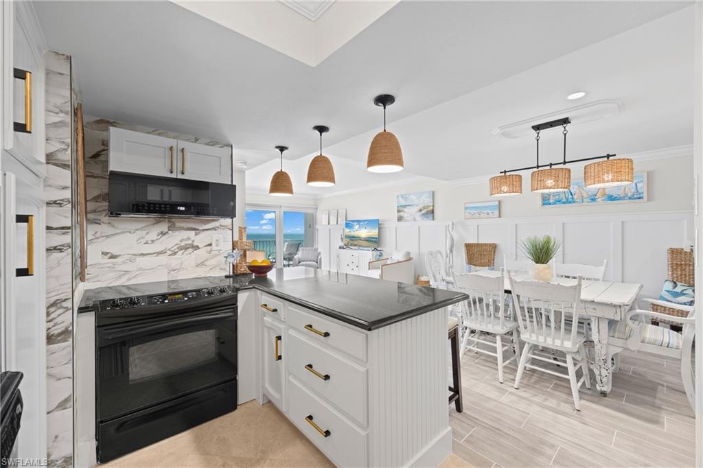 NAPLES CONTINENTAL - Residential Lease