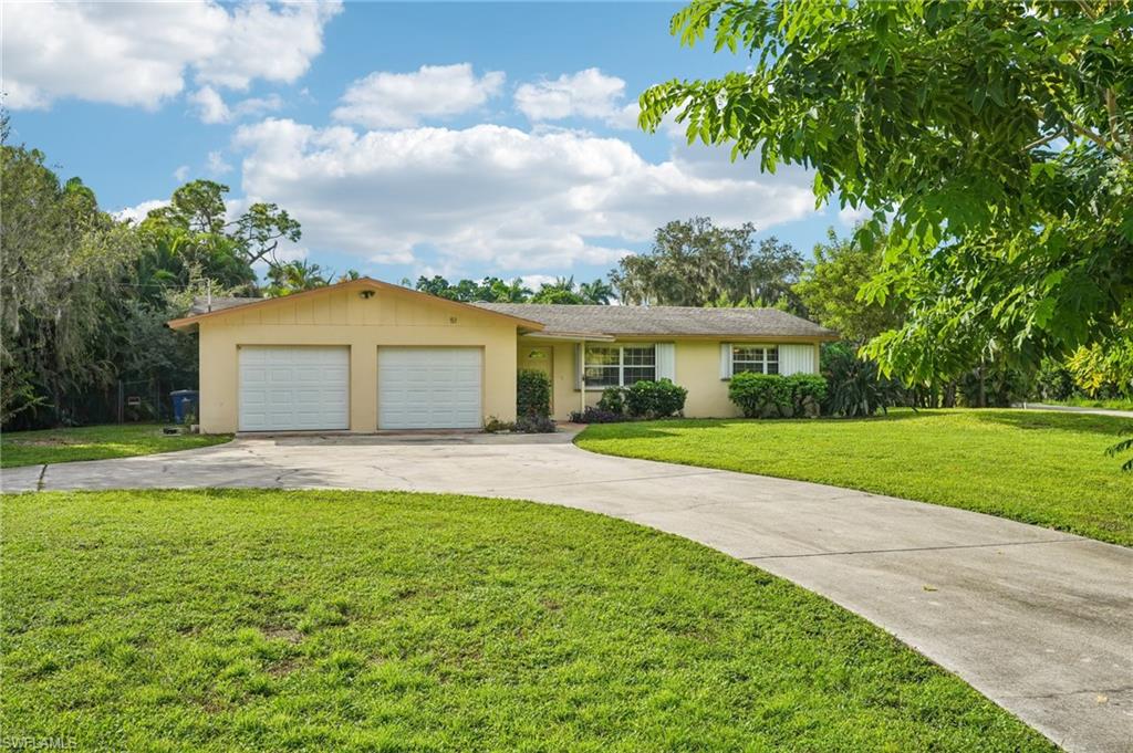 RIVER MANOR - Residential