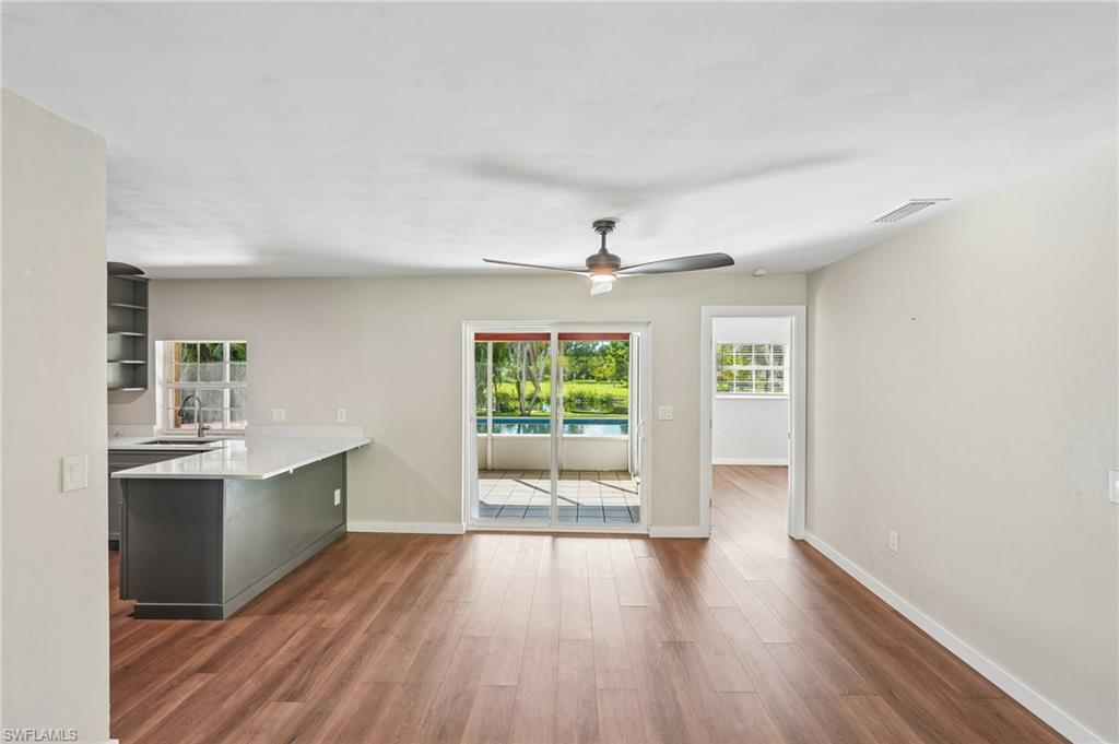 RIVER MANOR - Residential