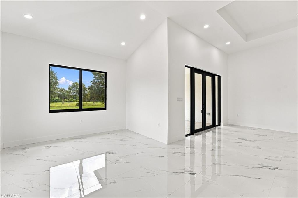 MONTURA RANCH ESTATES - Residential