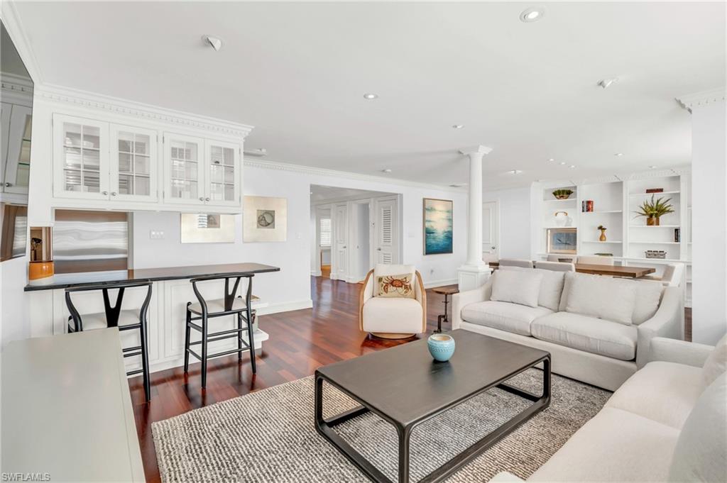 OLDE NAPLES - Residential Lease