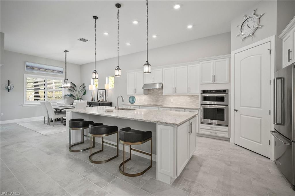 CORKSCREW SHORES - Residential