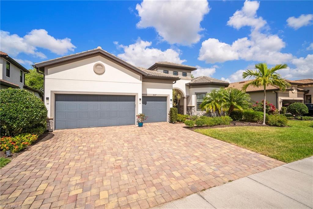 CORKSCREW SHORES - Residential
