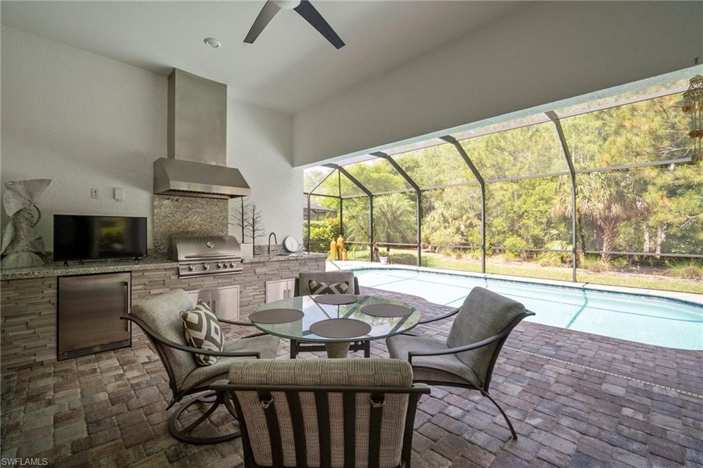 CORKSCREW SHORES - Residential