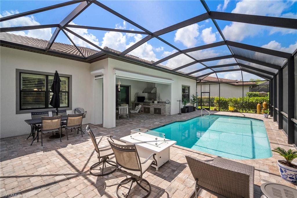 CORKSCREW SHORES - Residential