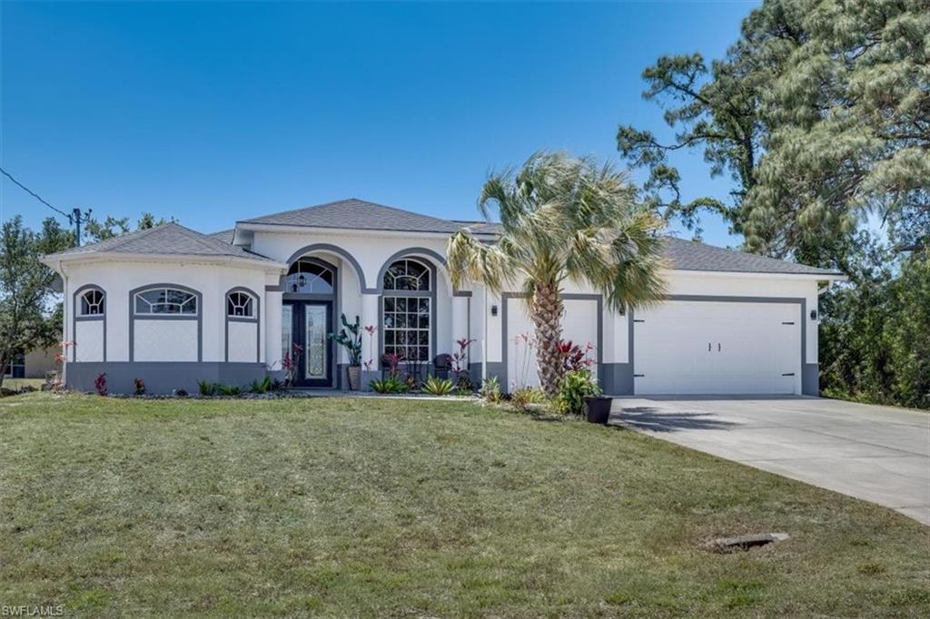 LEHIGH ACRES - Residential