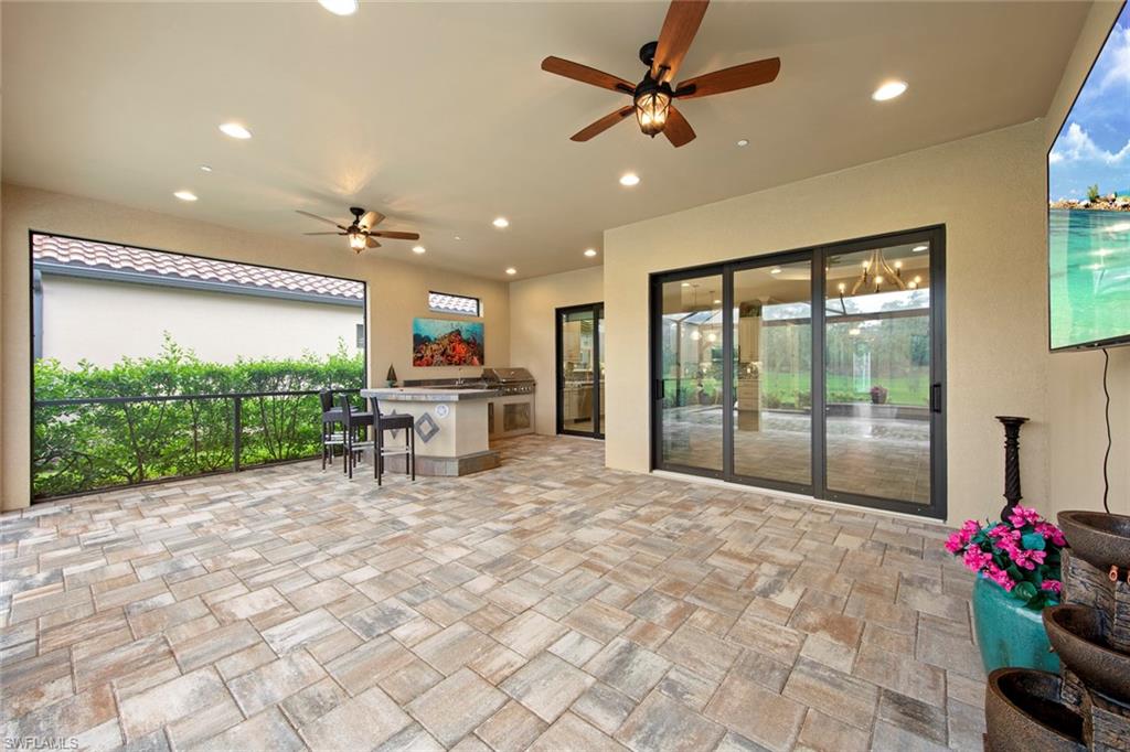 PEBBLE POINTE - Residential