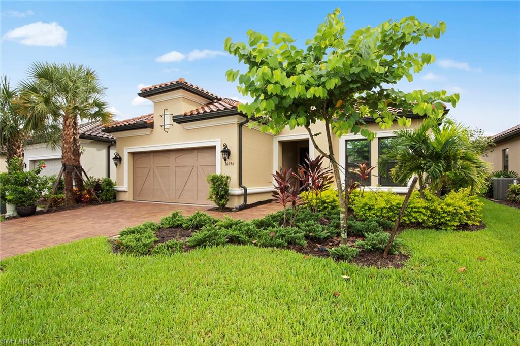 PEBBLE POINTE - Residential