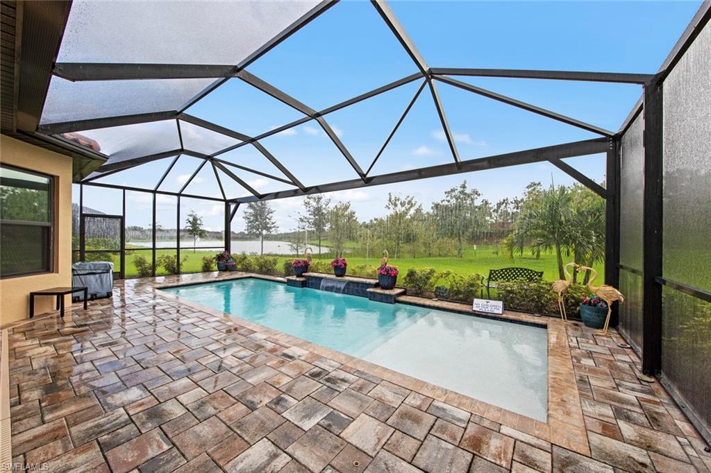 PEBBLE POINTE - Residential