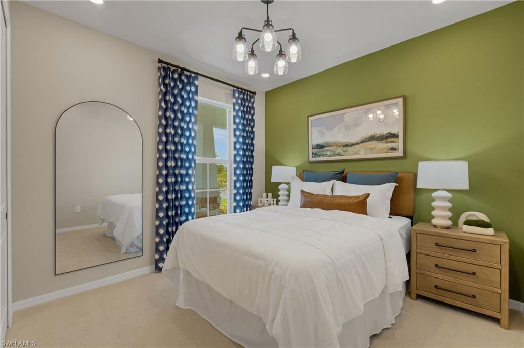 COUNTRY CLUB - Residential
