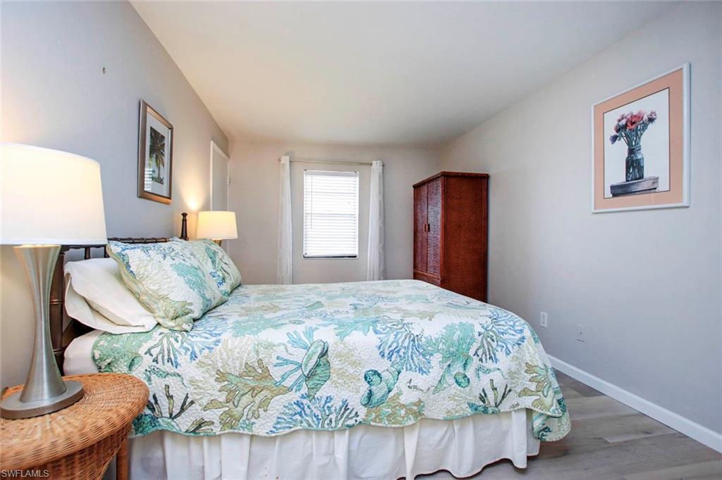 BAYSIDE VILLAS - Residential