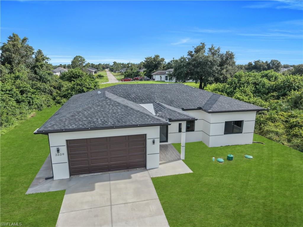 LEHIGH ACRES - Residential