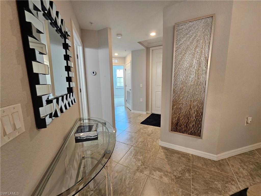 TREVI - Residential Lease