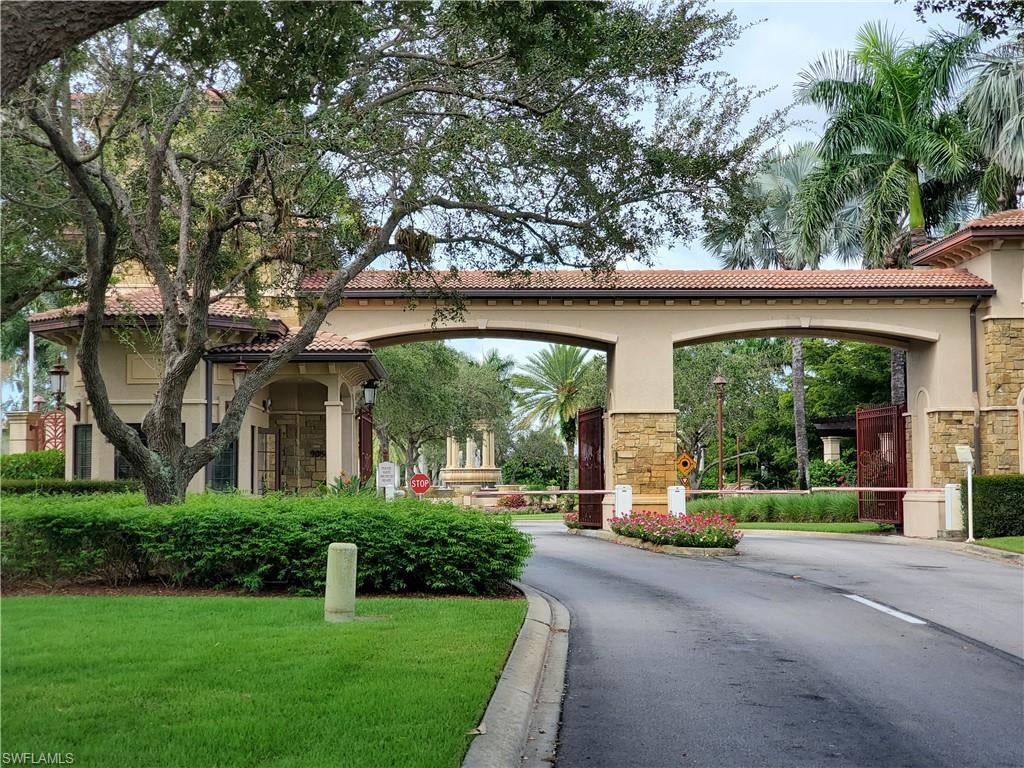 TREVI - Residential Lease