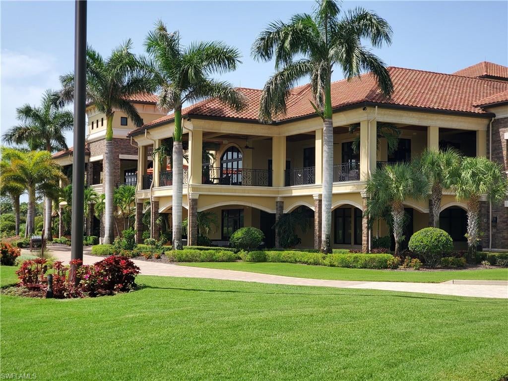 TREVI - Residential Lease