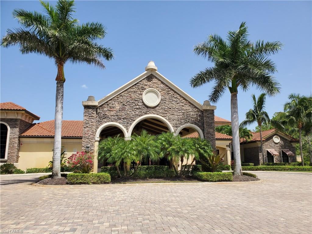 TREVI - Residential Lease