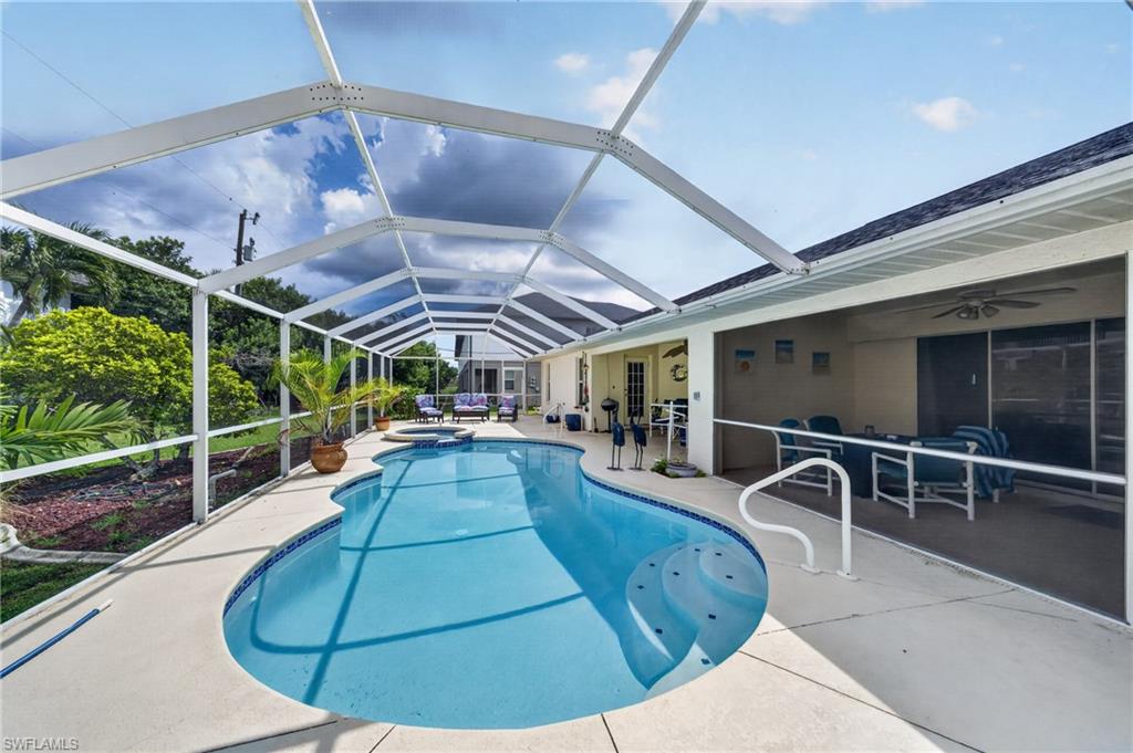 CAPE CORAL - Residential Income