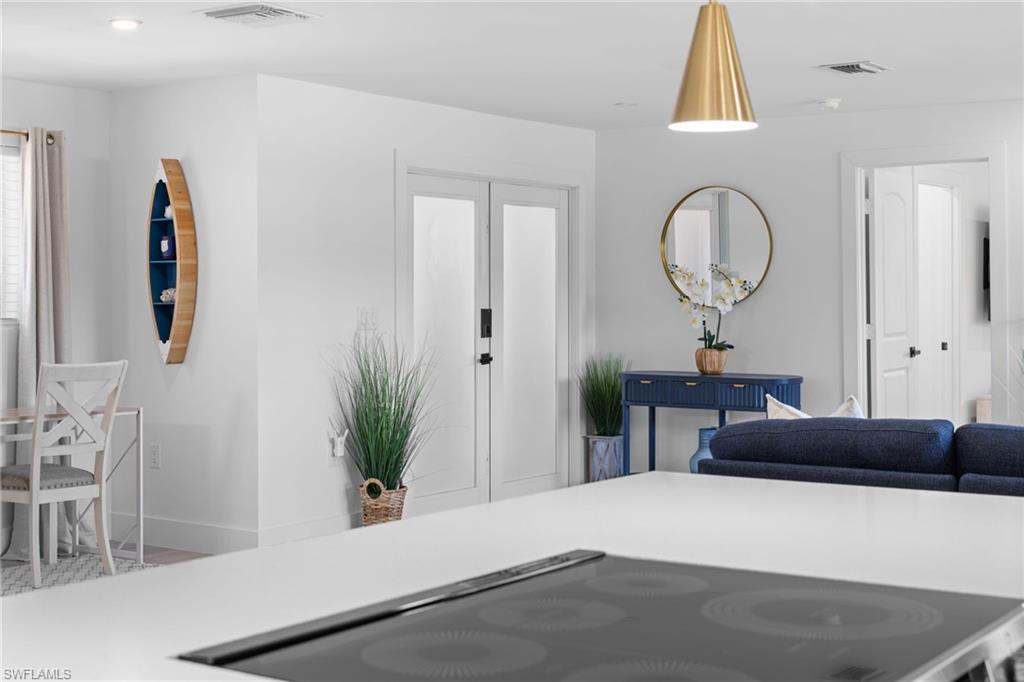 SANIBEL SHORES - Residential