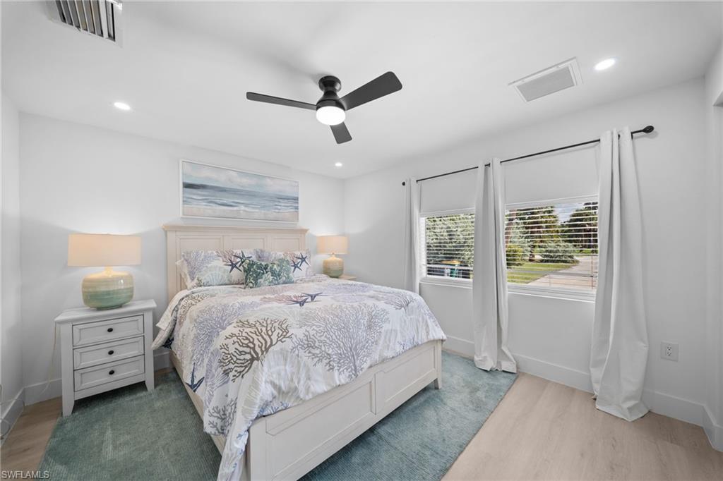 SANIBEL SHORES - Residential