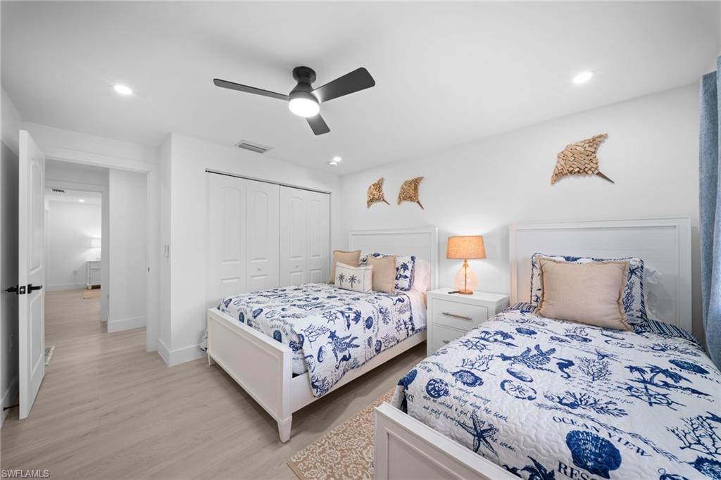 SANIBEL SHORES - Residential