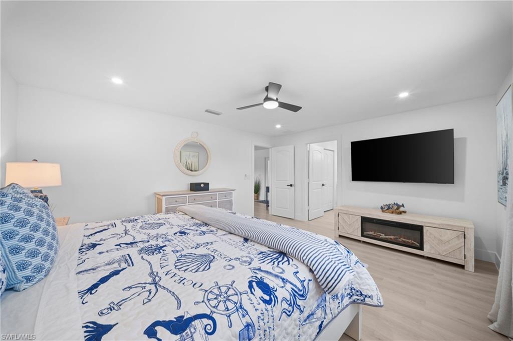 SANIBEL SHORES - Residential