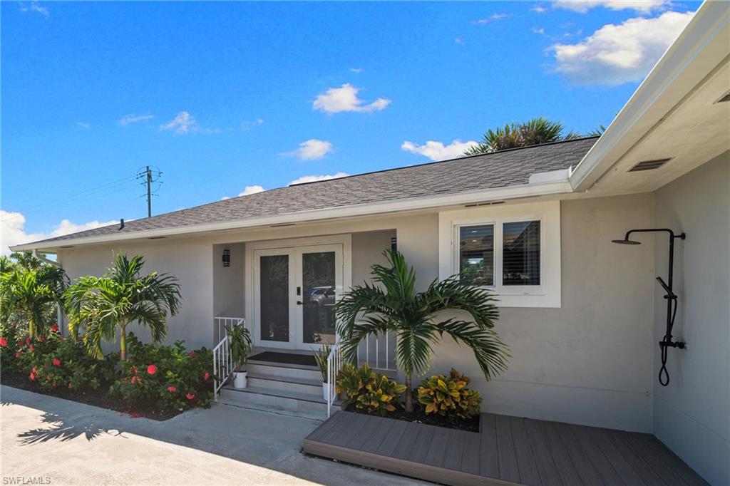 SANIBEL SHORES - Residential