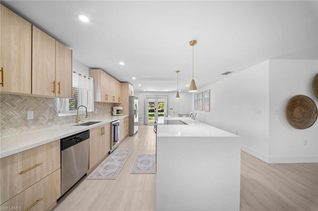 SANIBEL SHORES - Residential