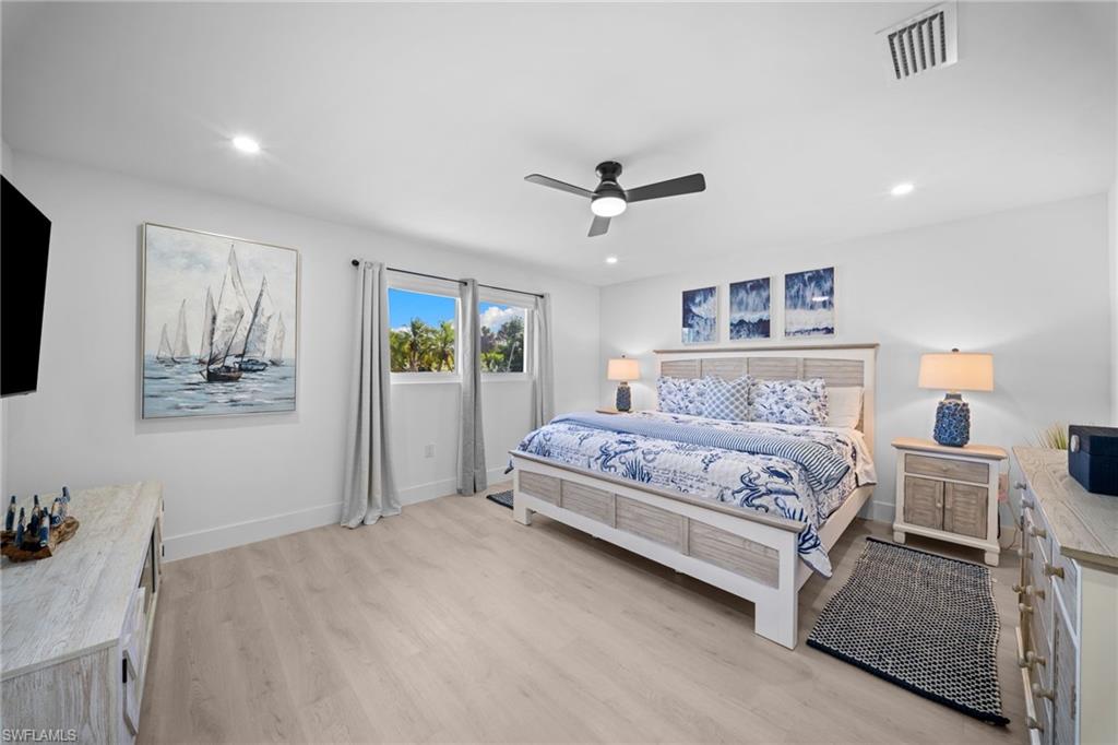 SANIBEL SHORES - Residential