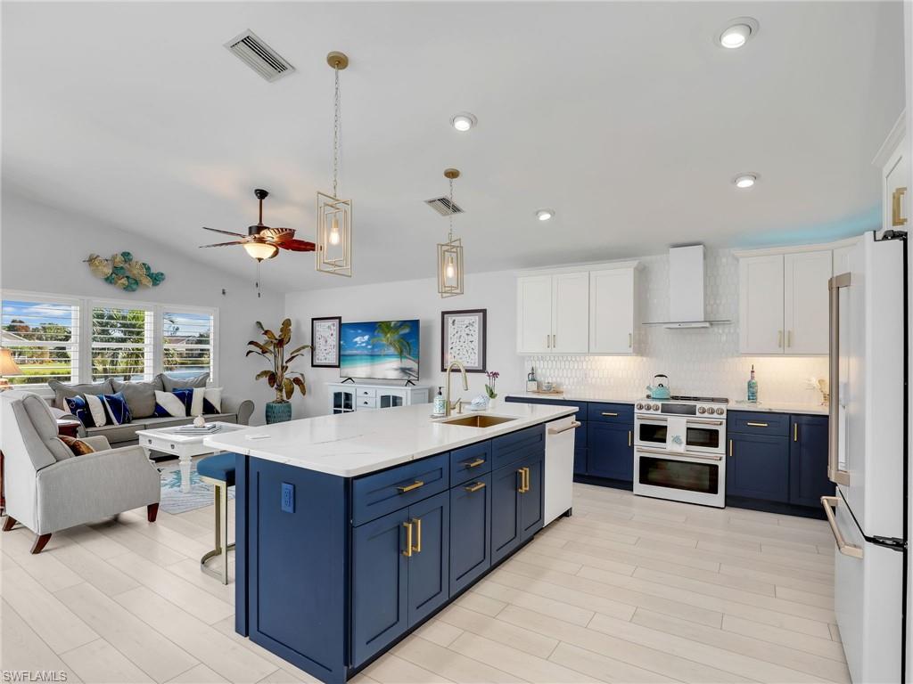 THE GROVE - Residential