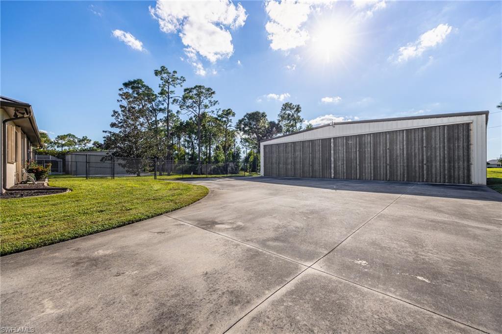 PINE SHADOWS AIR PARK - Residential
