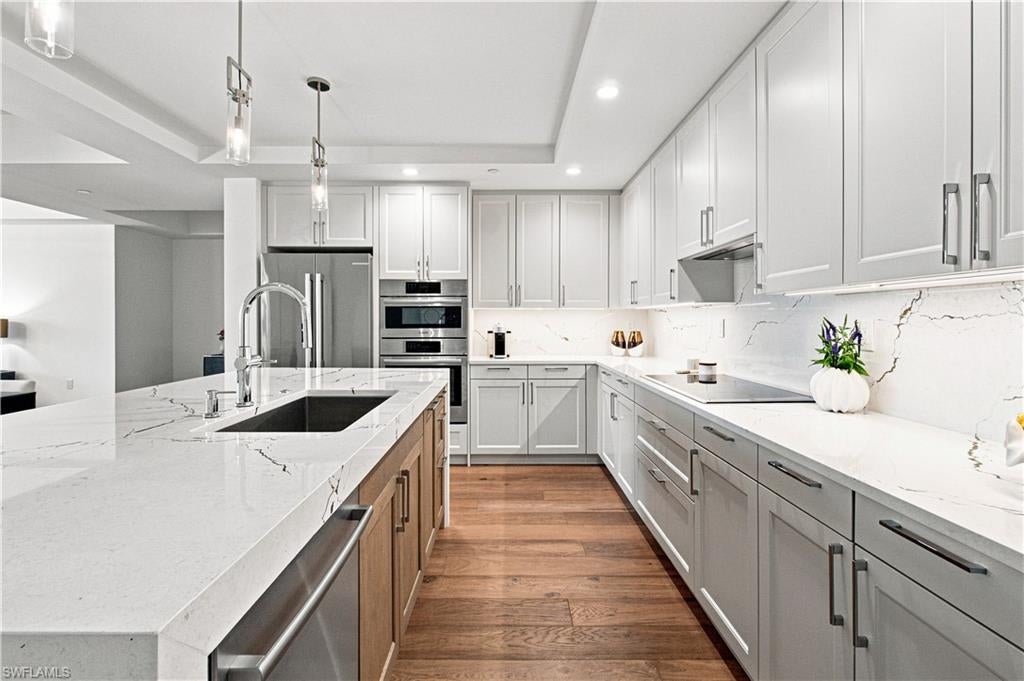 GRANDVIEW AT BAY BEACH - Residential