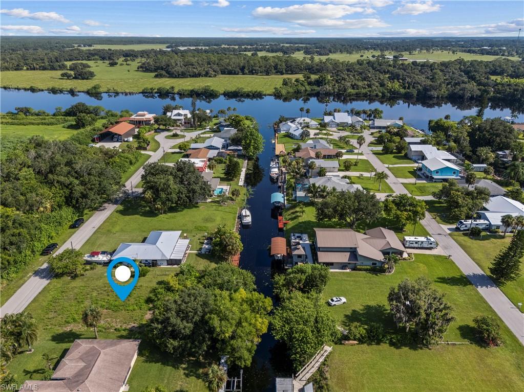 RIVER OAKS - Land