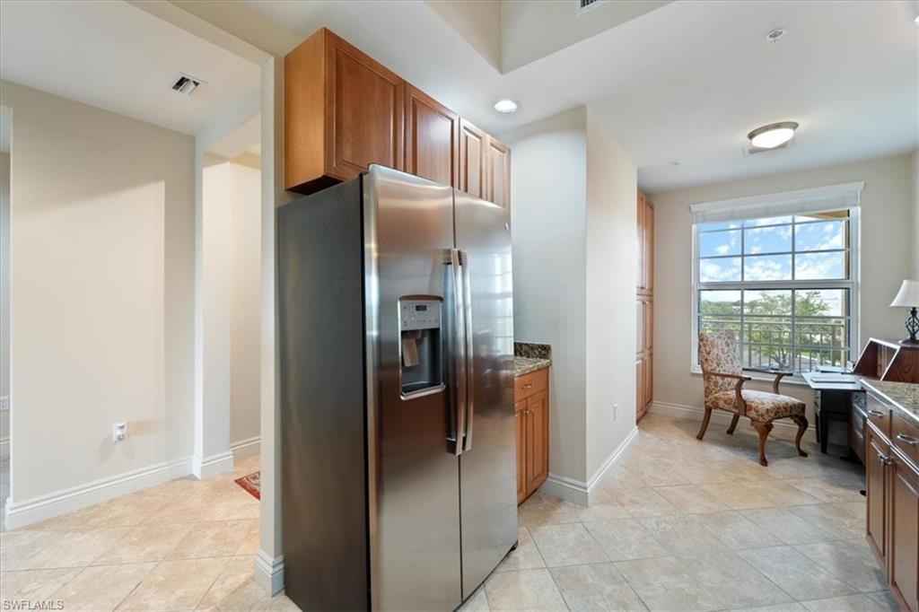 THE RESIDENCES AT LA PIAZZA - Residential