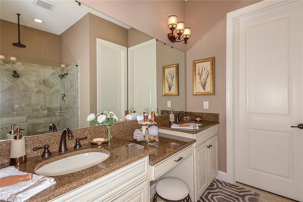 PEBBLE POINTE - Residential