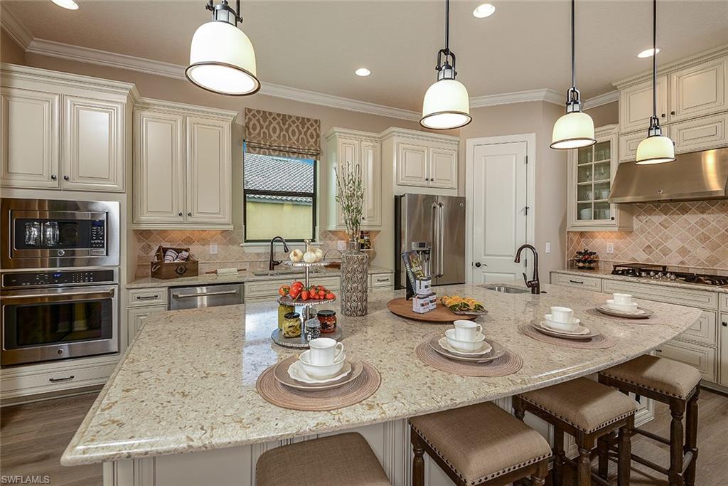PEBBLE POINTE - Residential