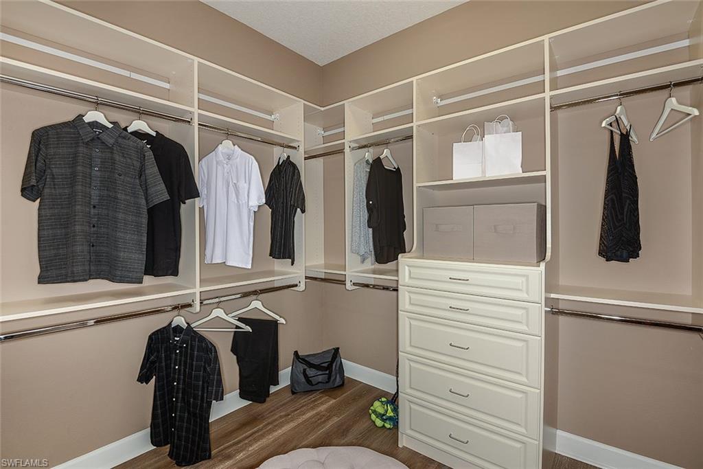 PEBBLE POINTE - Residential