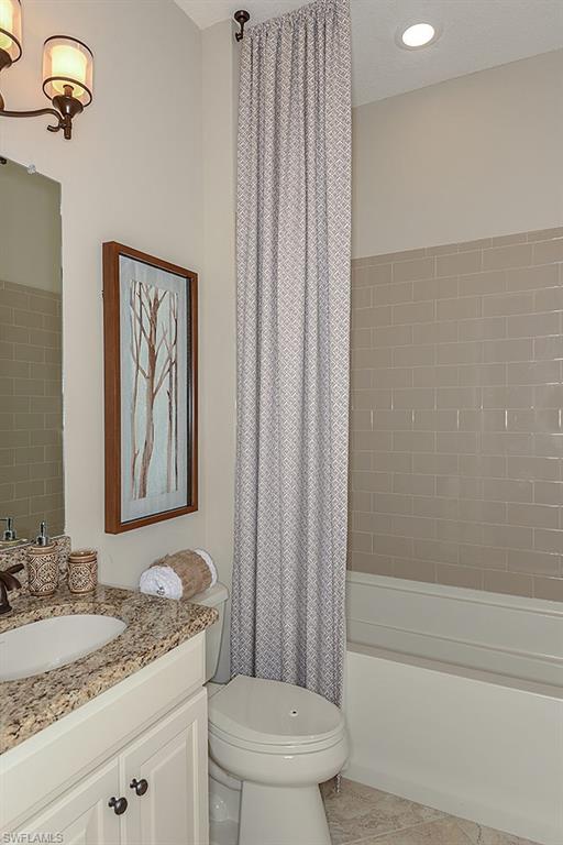 PEBBLE POINTE - Residential