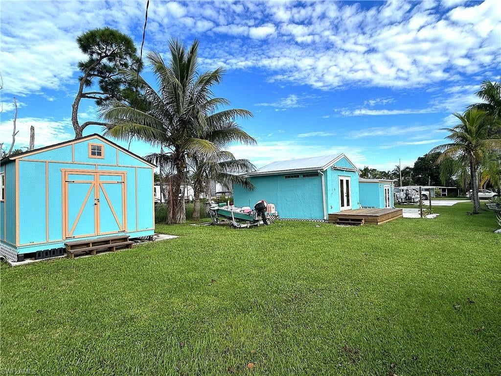 PINE ISLAND CENTER - Residential