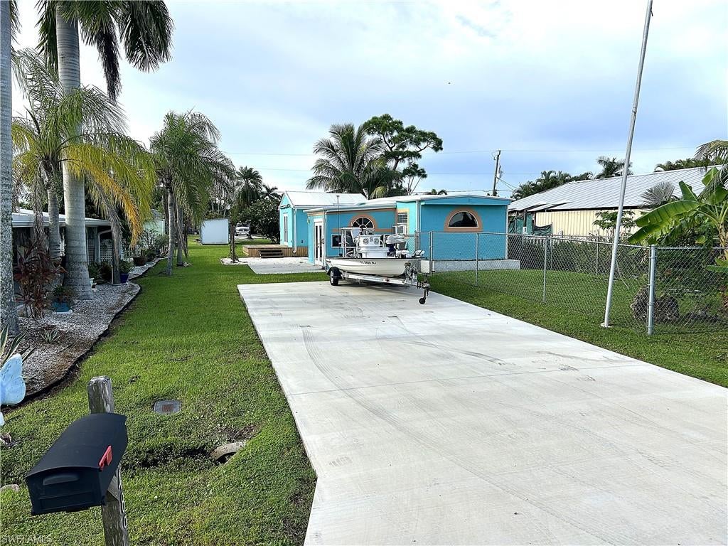 PINE ISLAND CENTER - Residential