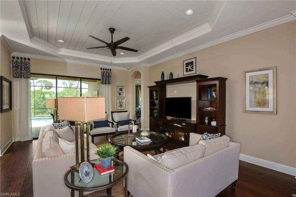 PEBBLE POINTE - Residential